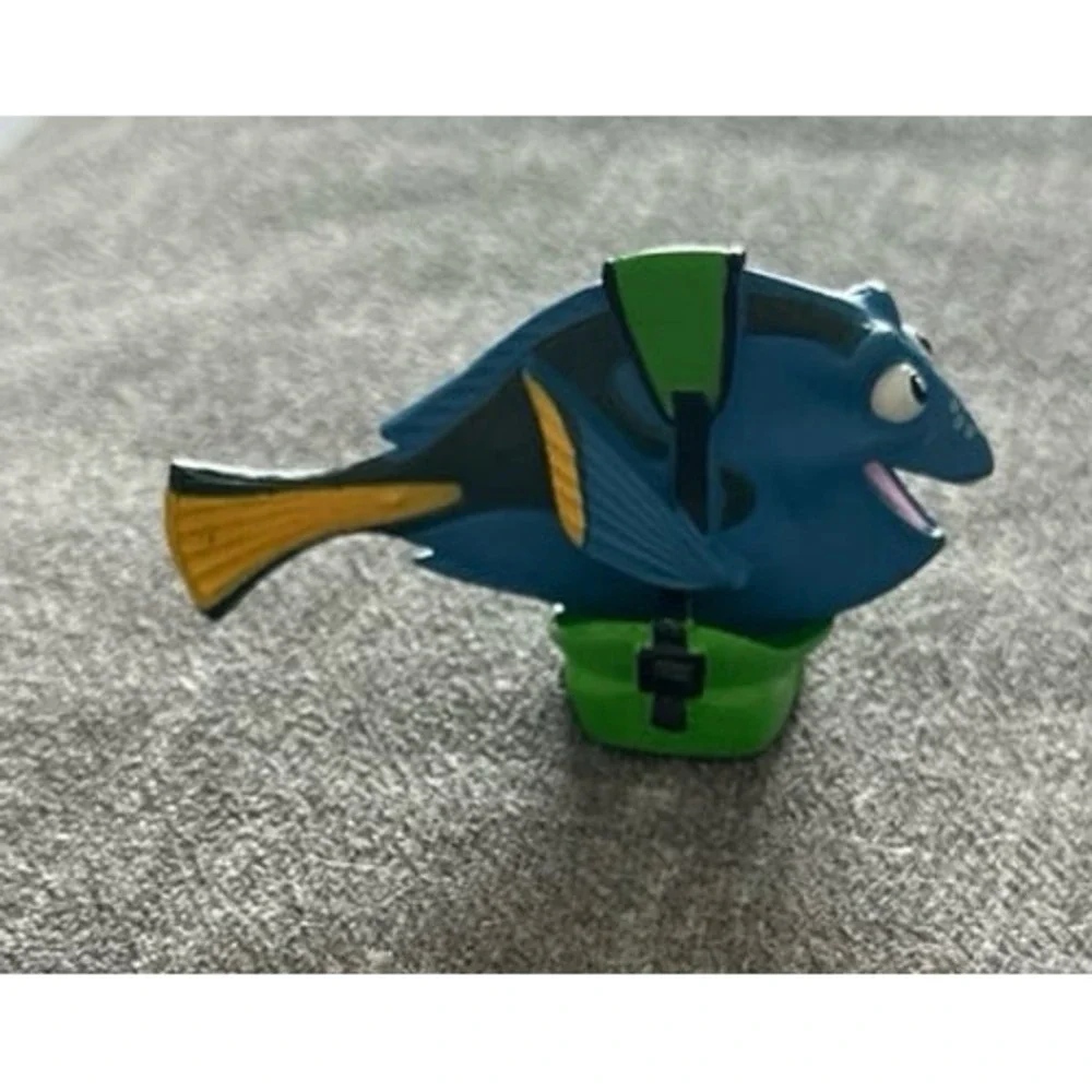Dory Blue Fish W/Mask Finding Nemo 2